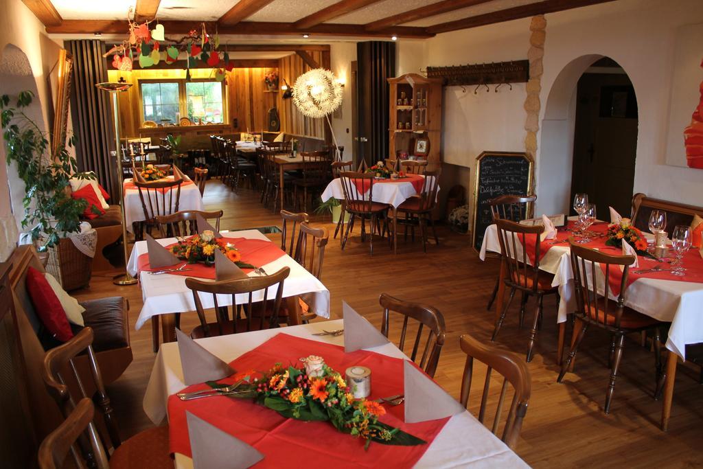 Antjes Schmankerlhotel Und Restaurant Trostau Экстерьер фото