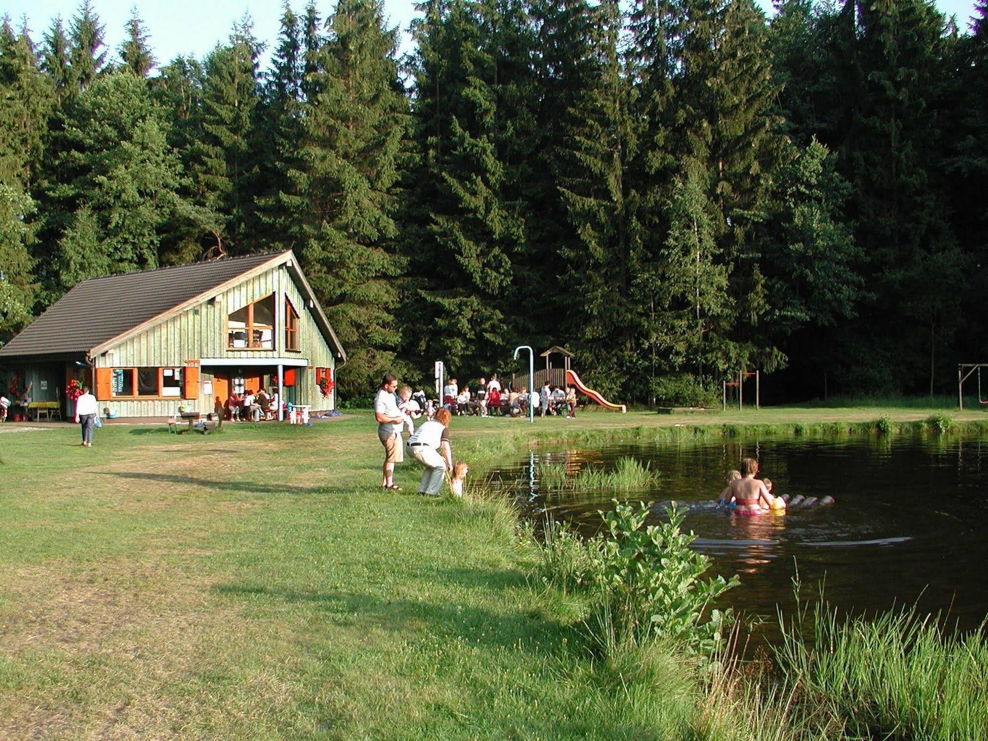 Antjes Schmankerlhotel Und Restaurant Trostau Экстерьер фото