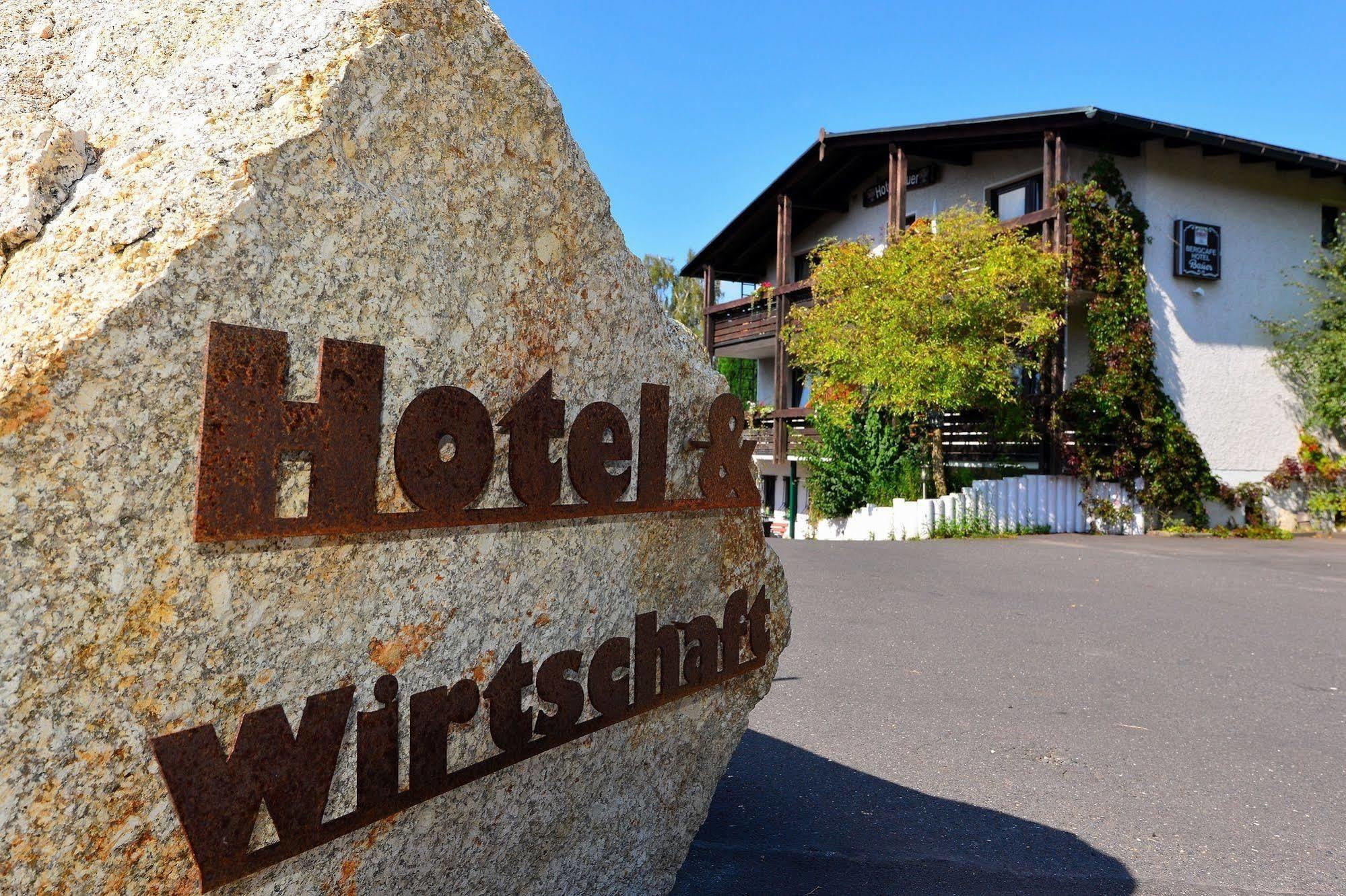 Antjes Schmankerlhotel Und Restaurant Trostau Экстерьер фото
